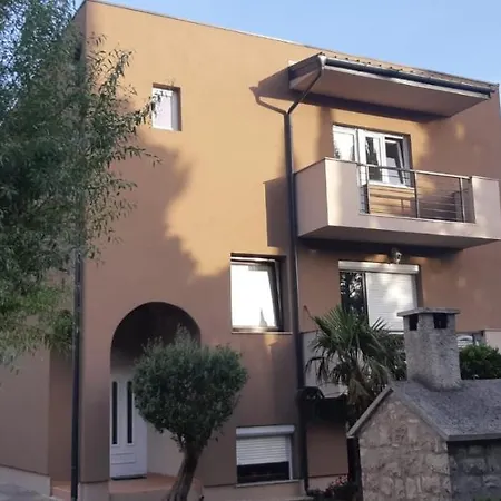 Apartment Mille