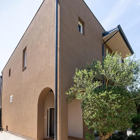 Mille Apartament Starigrad Paklenica