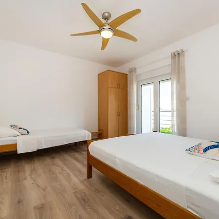 Mille Apartament Starigrad Paklenica
